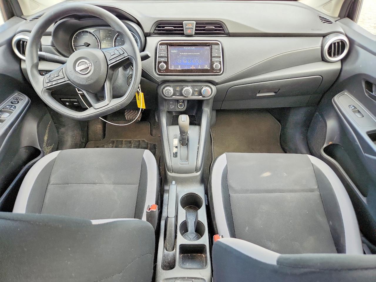 Nissan Versa S