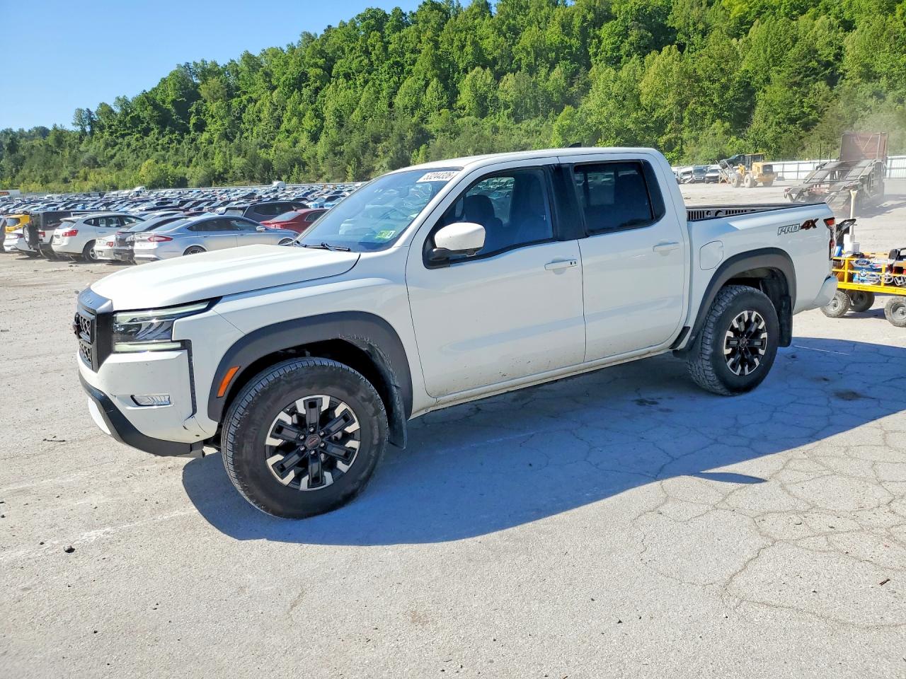 Salvage Nissan Frontier Image