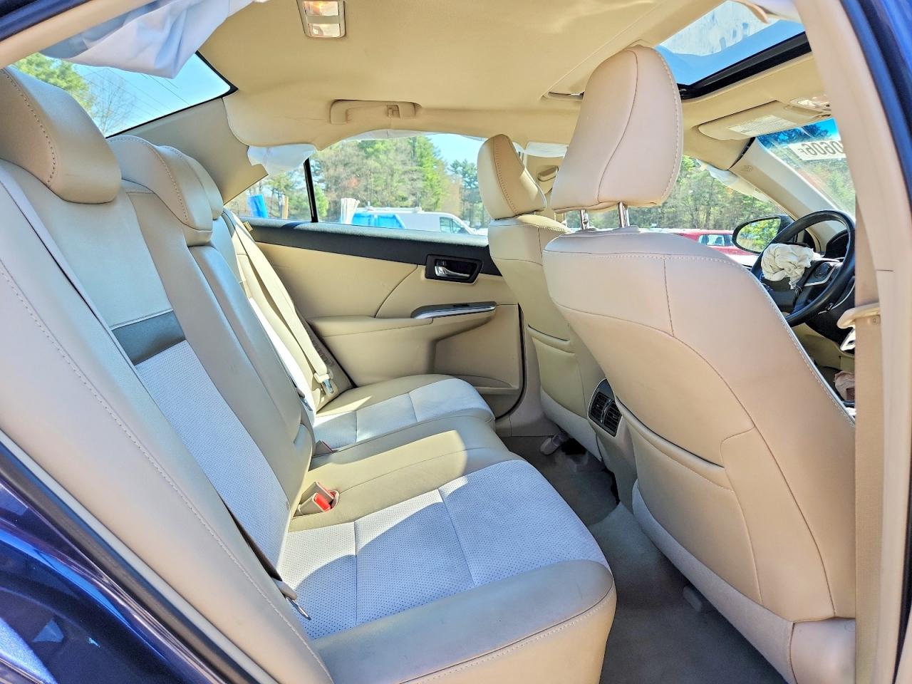 Toyota Camry Xle