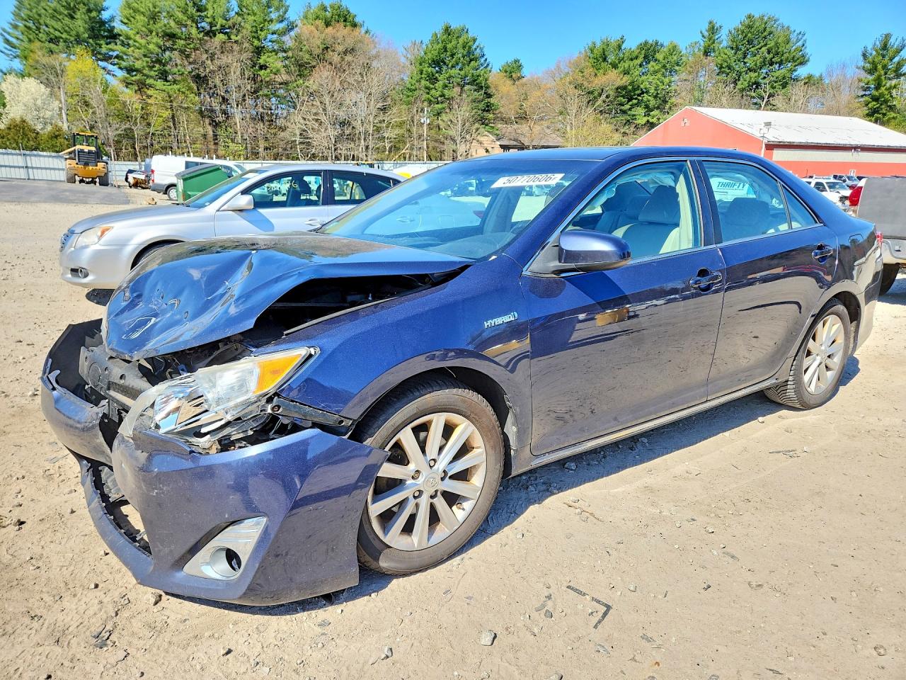 Salvage Toyota Camry Image