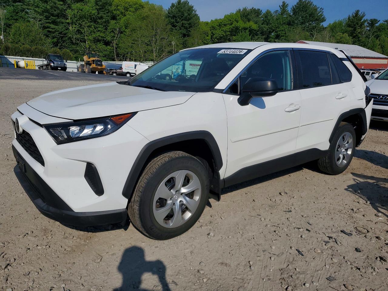 Salvage Toyota RAV4 Image