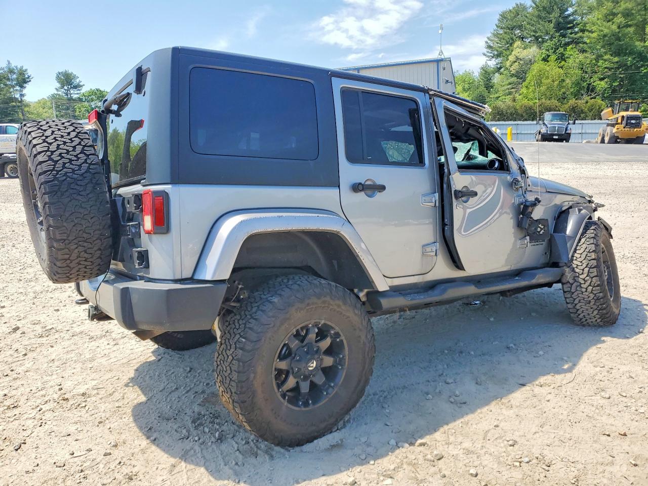 Jeep Wrangler Sahara