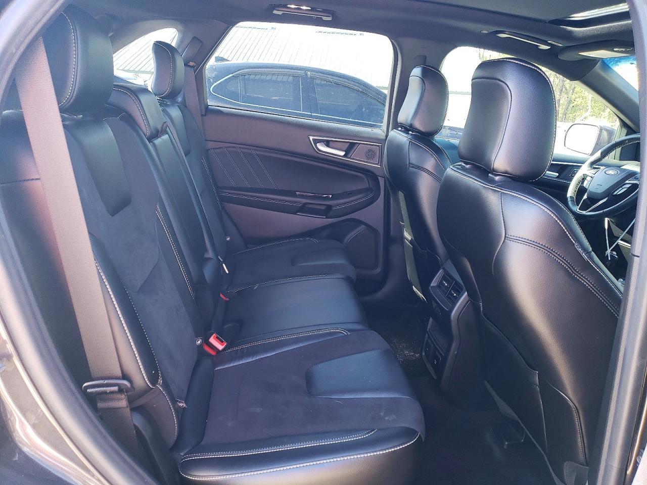 Ford Edge St