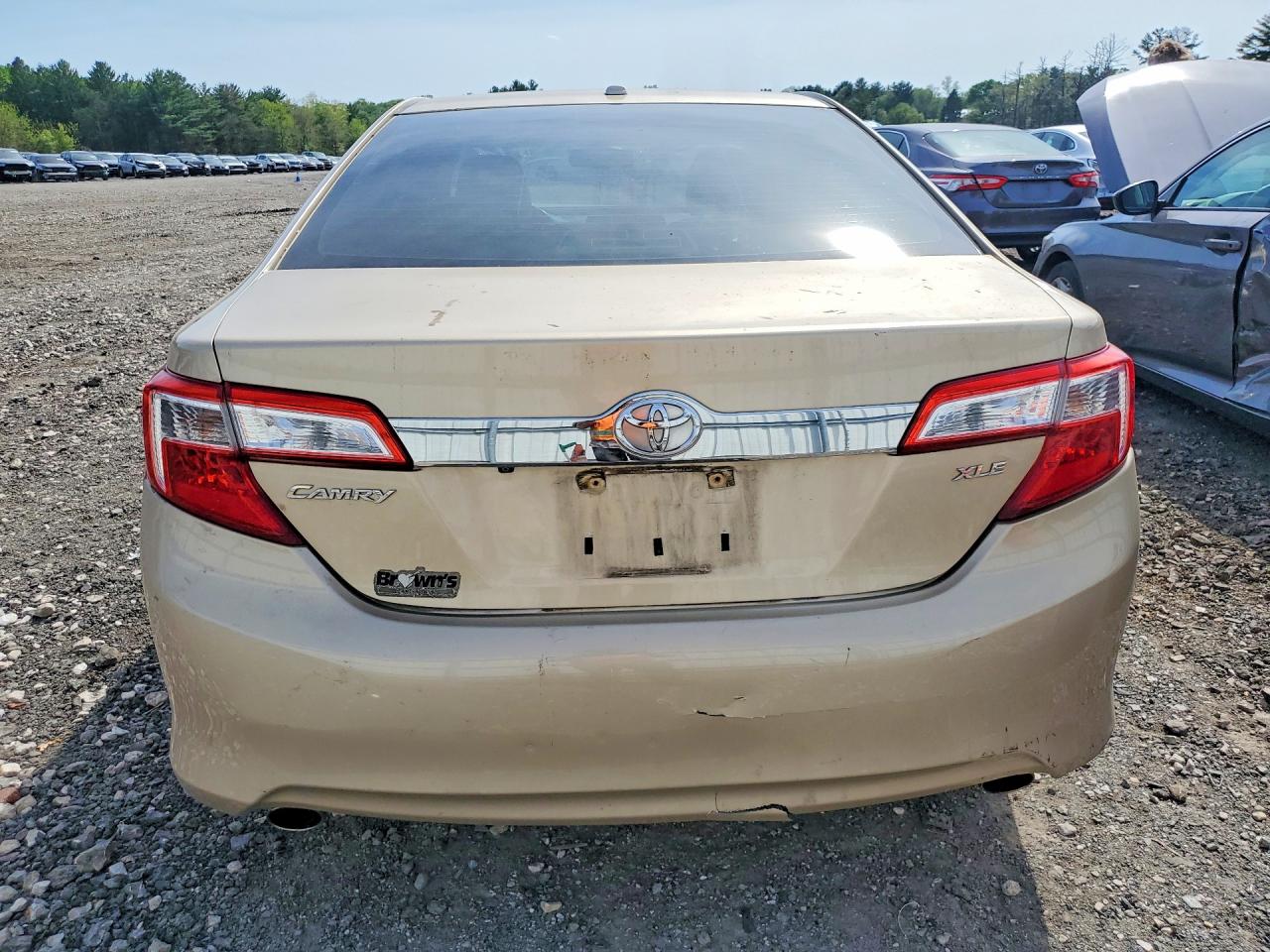 Toyota Camry Xle V6
