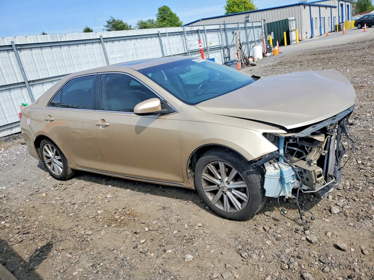 Toyota Camry Xle V6