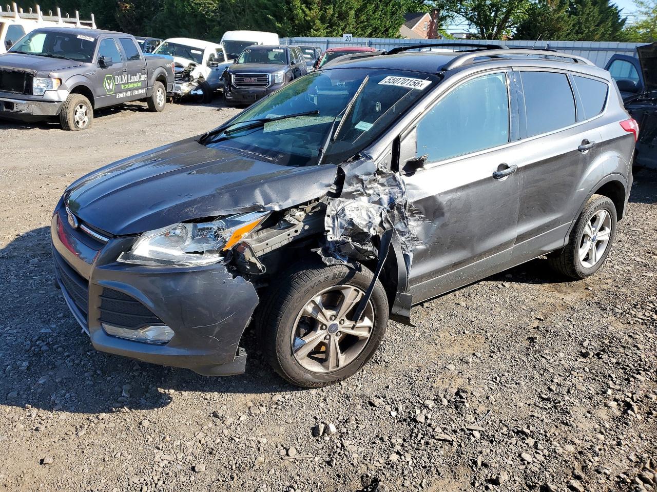 Salvage Ford Escape Image
