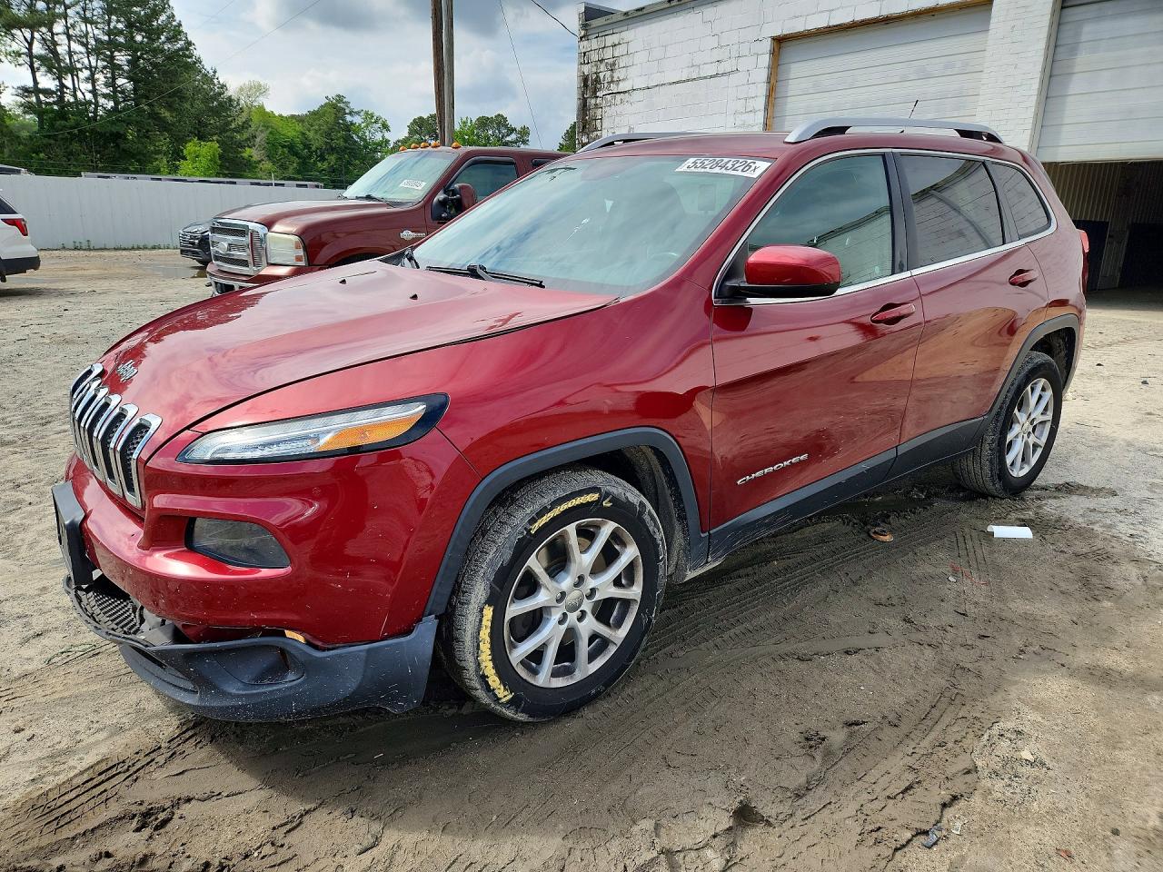Salvage Jeep Cherokee Image