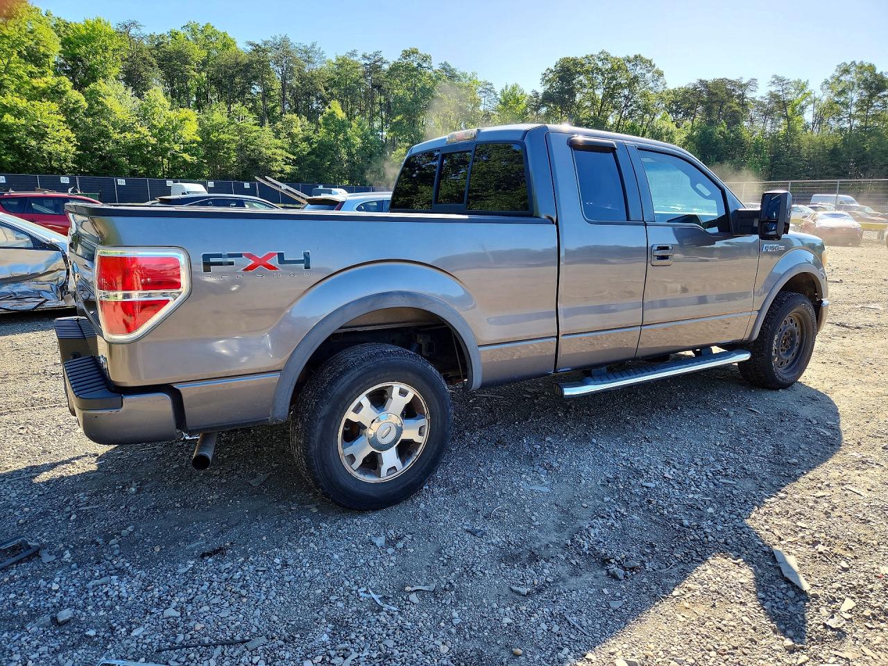 Ford F-150 Super Cab