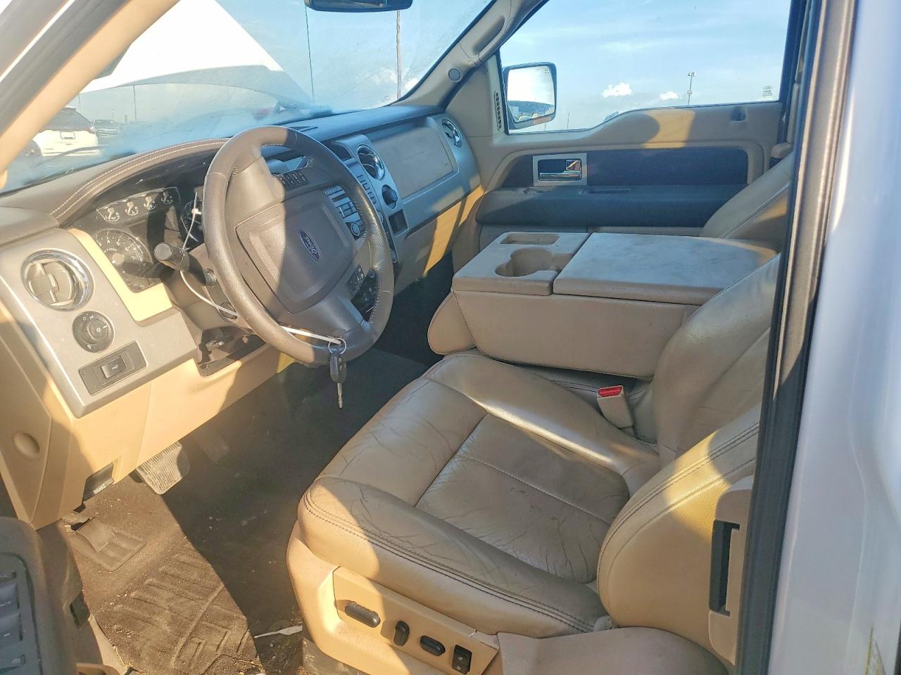 Ford F-150 Super Cab