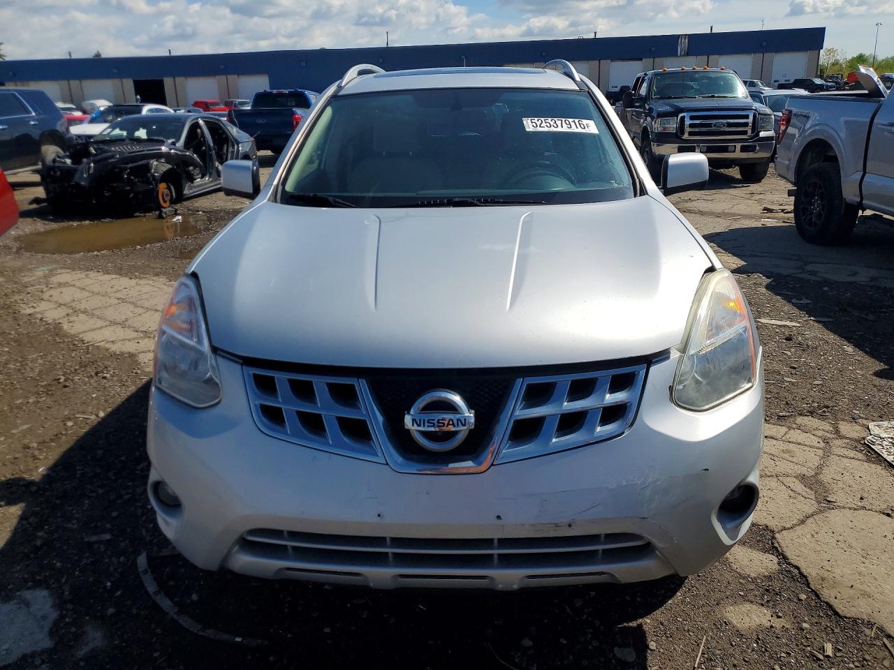 Nissan Rogue S