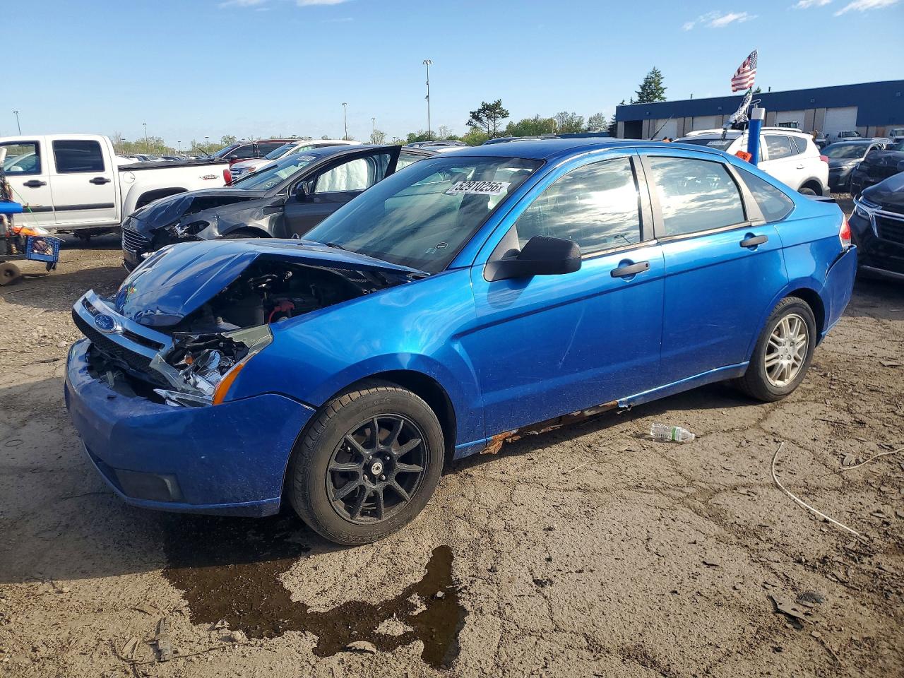 Salvage Ford Focus Image