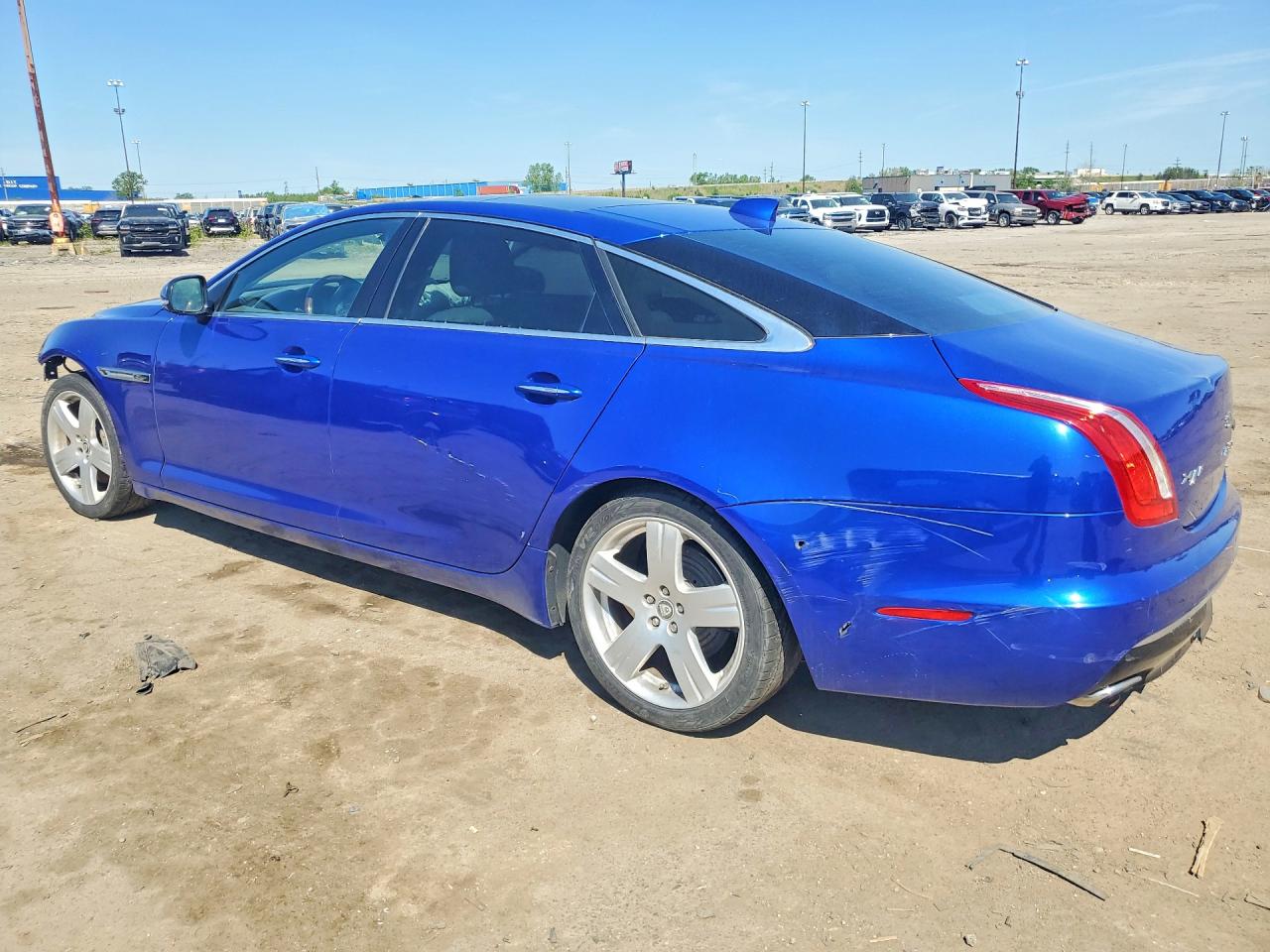 Jaguar XJ Portfolio
