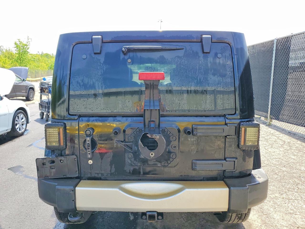 Jeep Wrangler Sahara