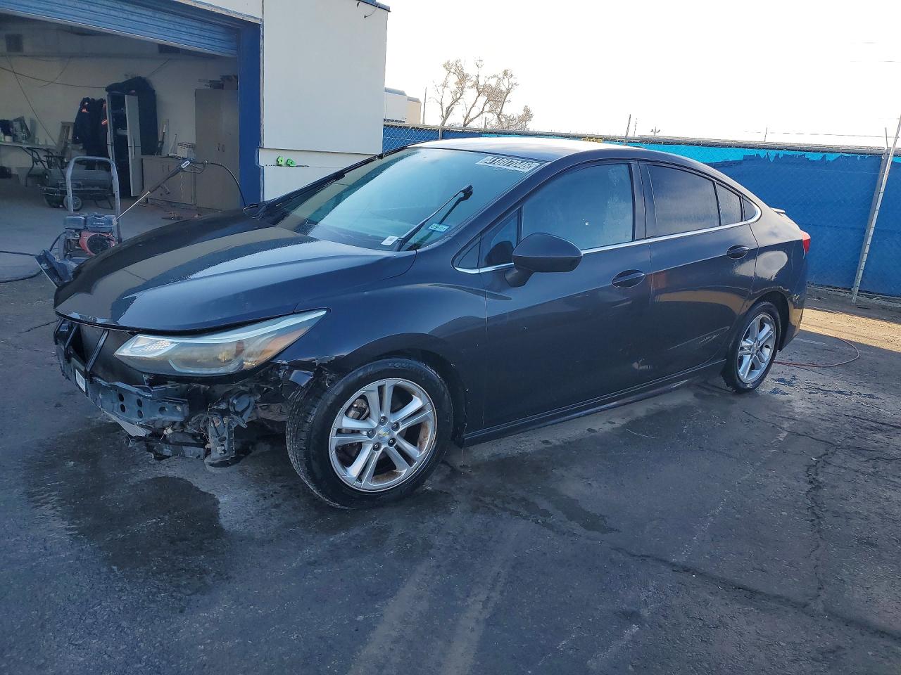 Salvage Chevrolet Cruze Image