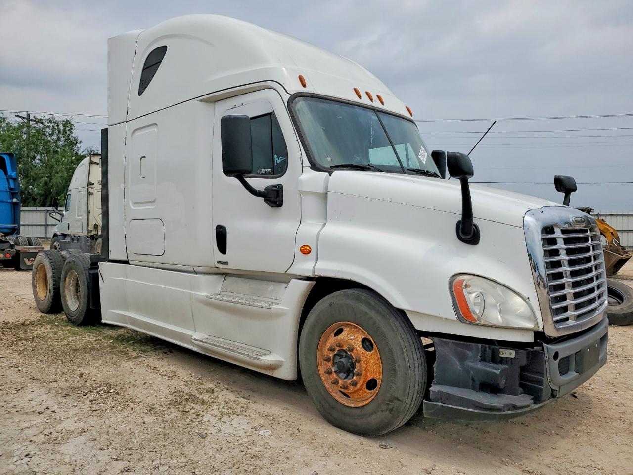 Salvage Freightliner Cascadia 125 Image