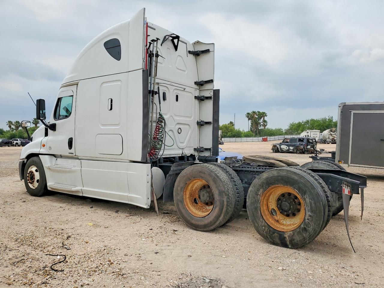 Freightliner Cascadia 125