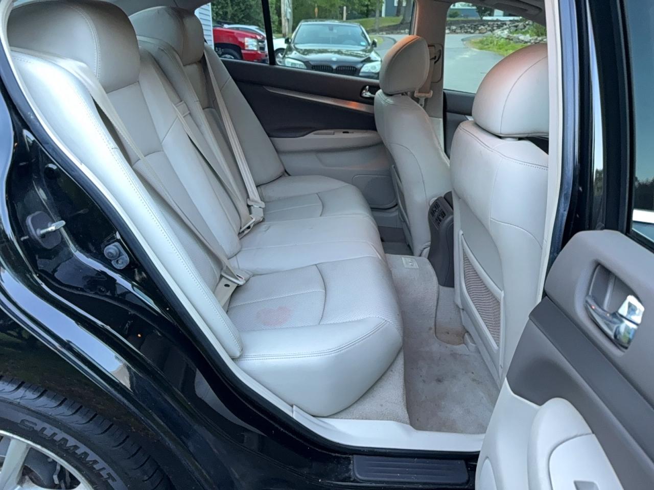 INFINITI G37 X