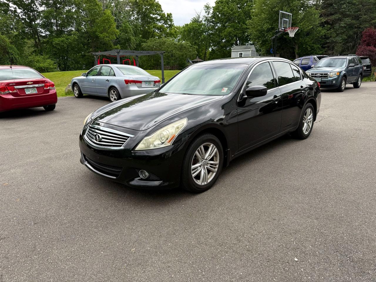 INFINITI G37 X