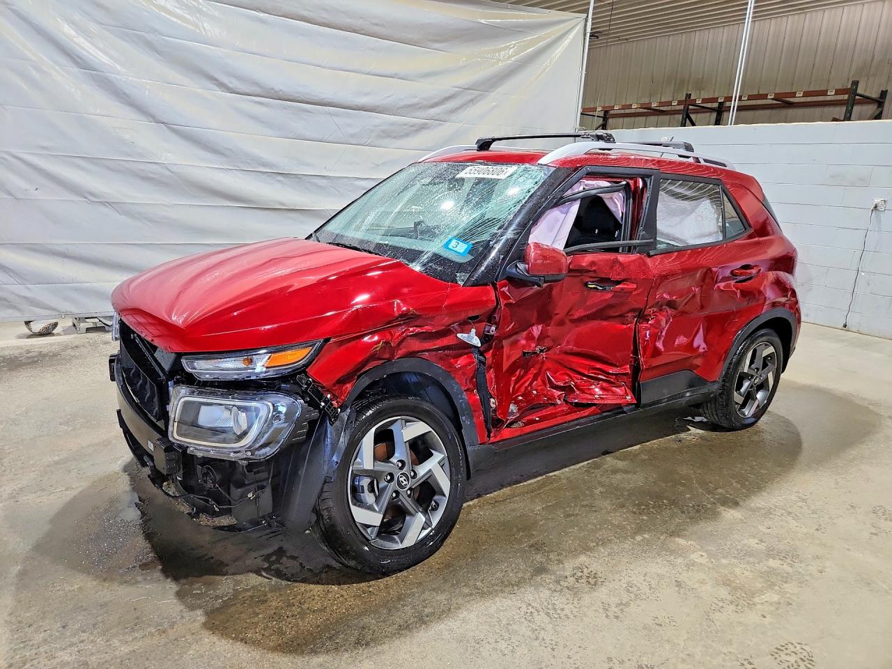 Salvage Hyundai VENUE Image