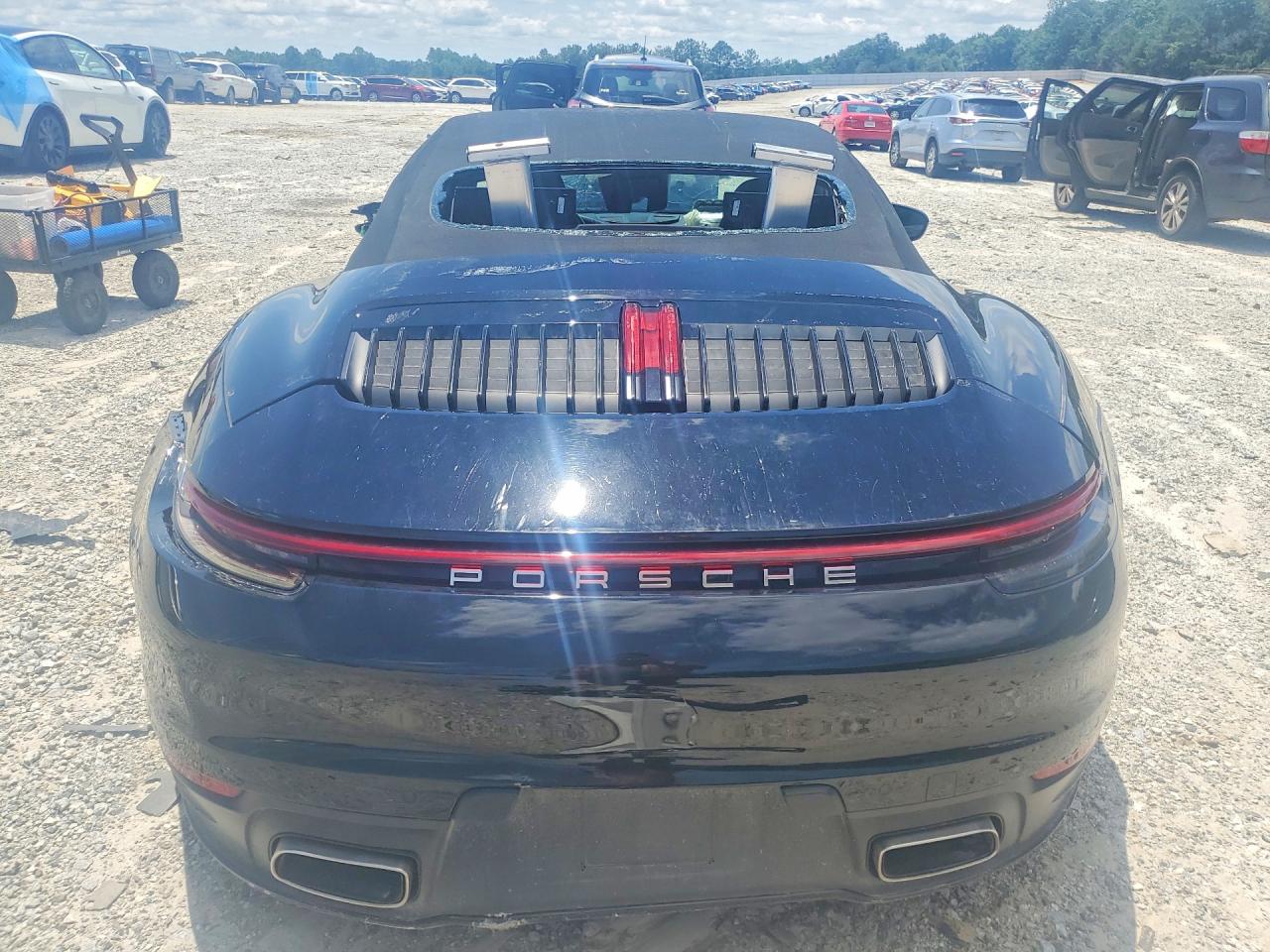 Porsche 911 Carrera