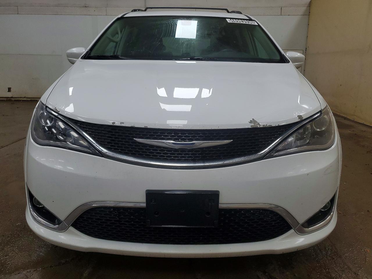 Chrysler Pacifica Touring L