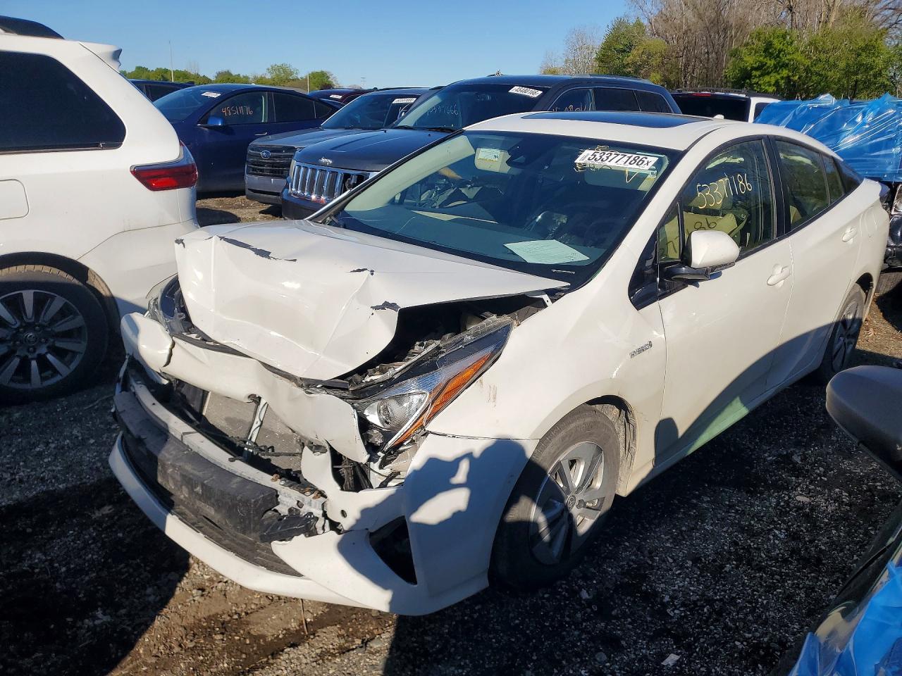 Salvage Toyota Prius Image