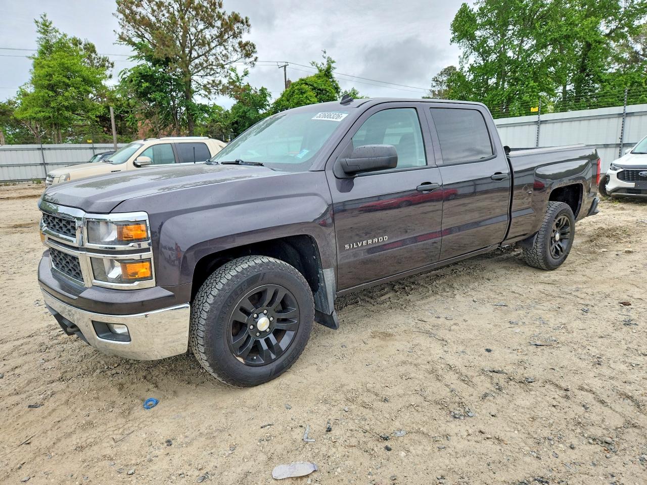 Salvage Chevrolet Silverado Image