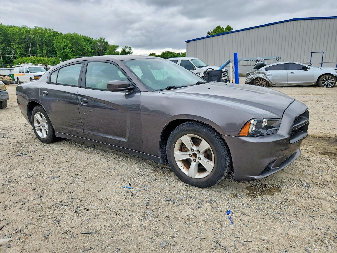 Dodge Charger Se