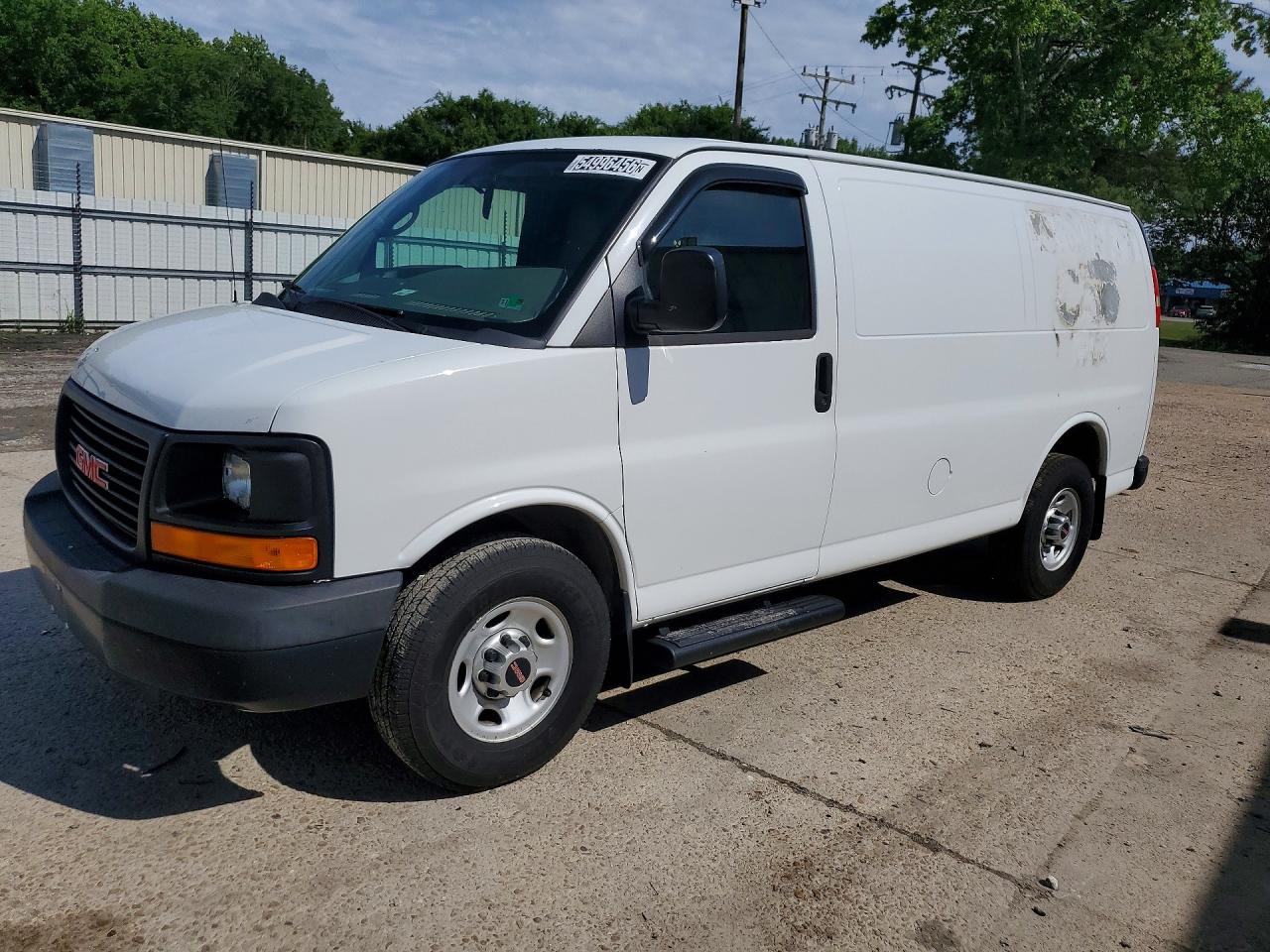 Salvage GMC Savana Image