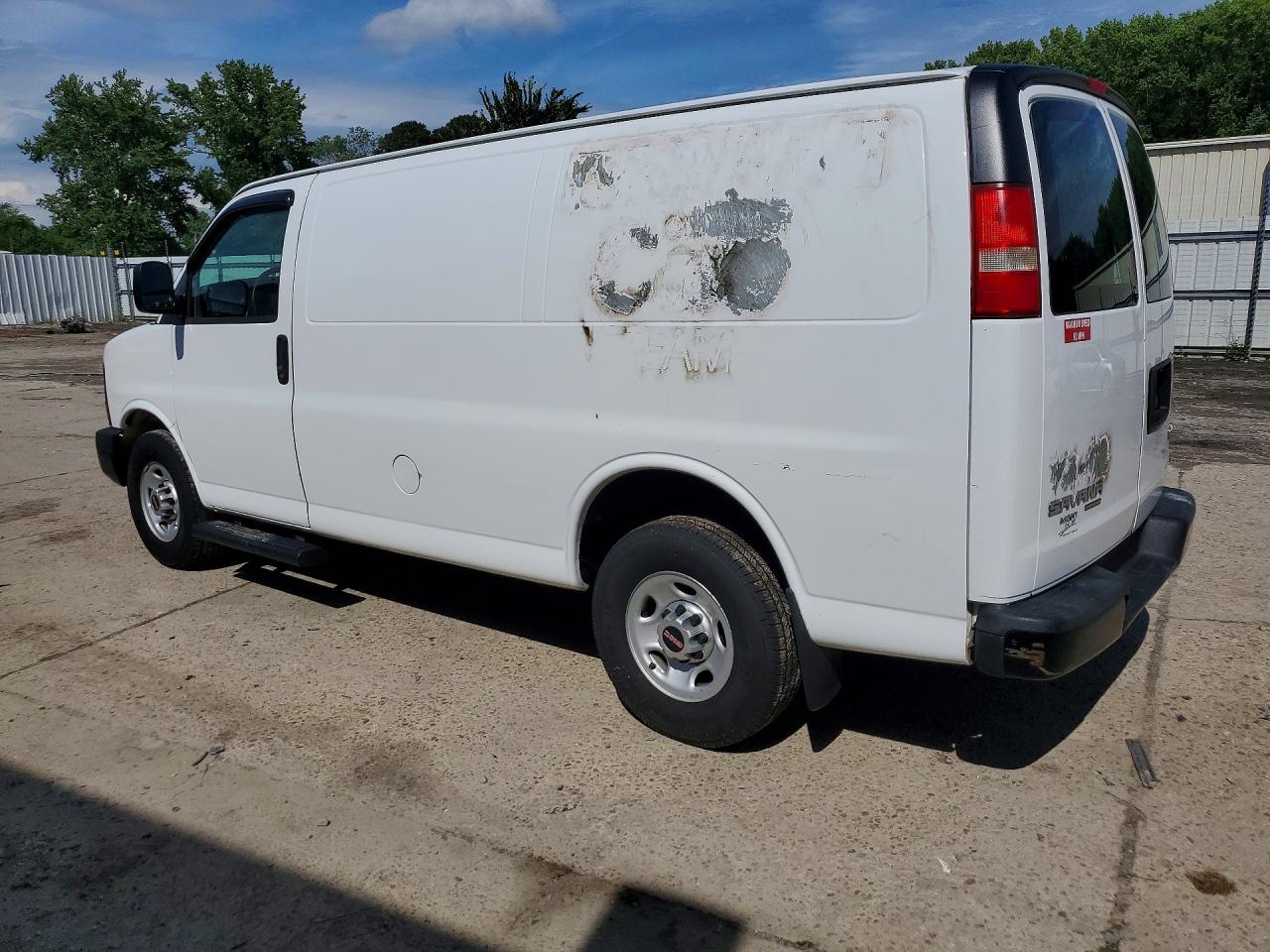 GMC Savana