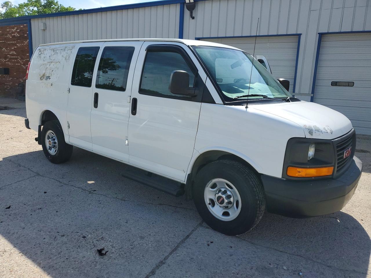 GMC Savana