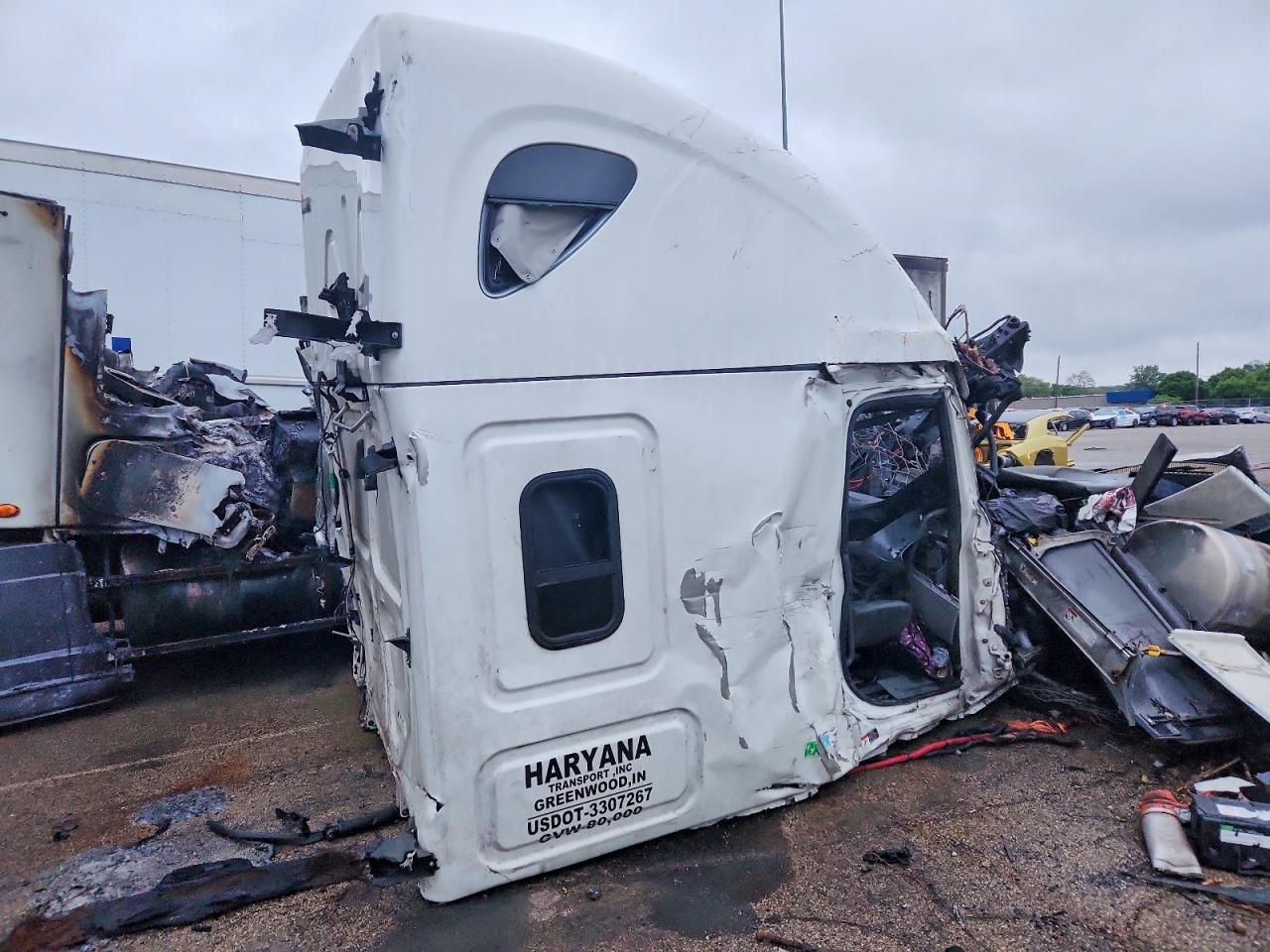 Freightliner Cascadia 126