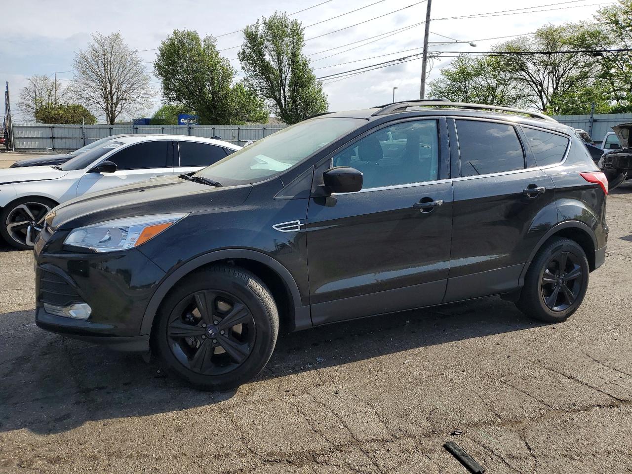 Salvage Ford Escape Image