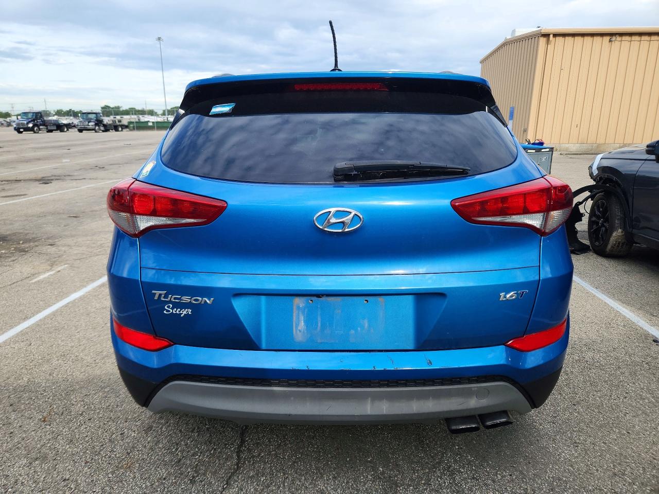 Hyundai TUCSON Night