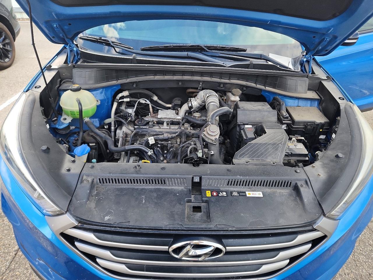 Hyundai TUCSON Night