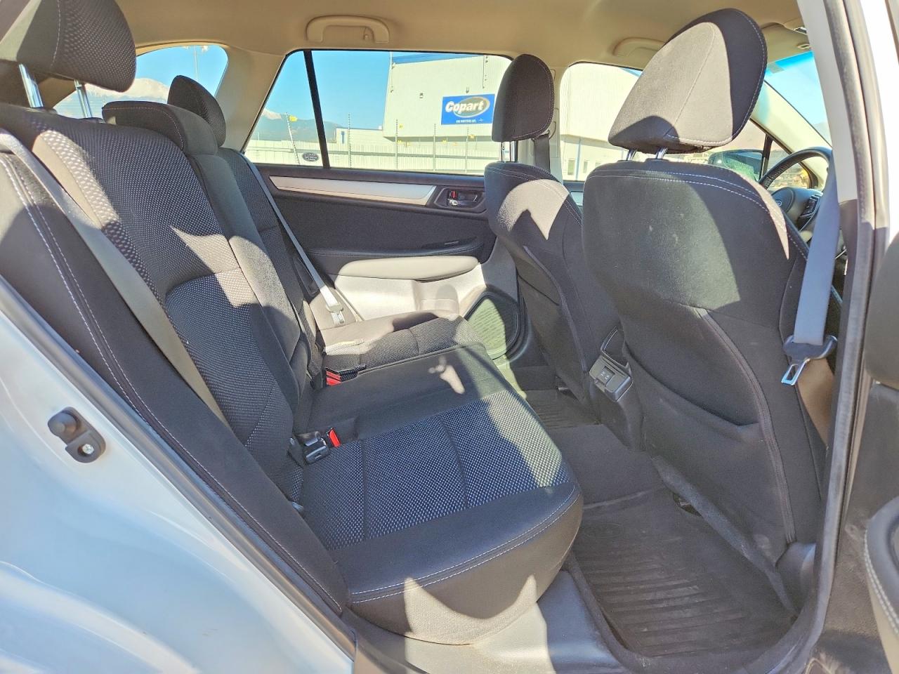 Subaru Outback 2.5i Premium