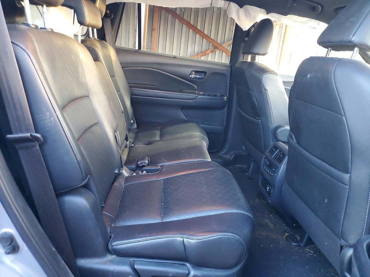 Honda Passport Elite