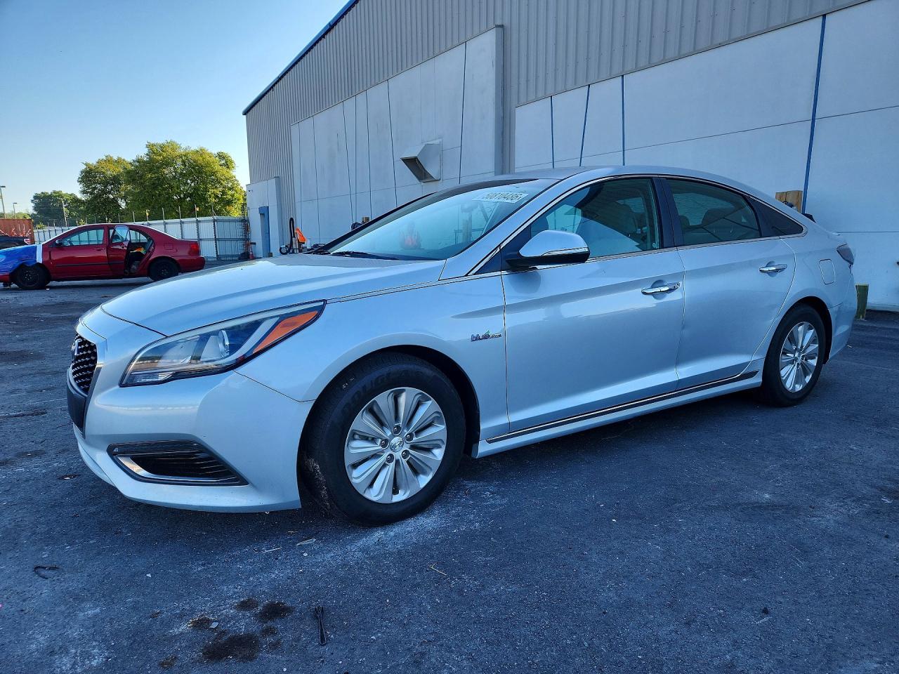 Salvage Hyundai SONATA Image