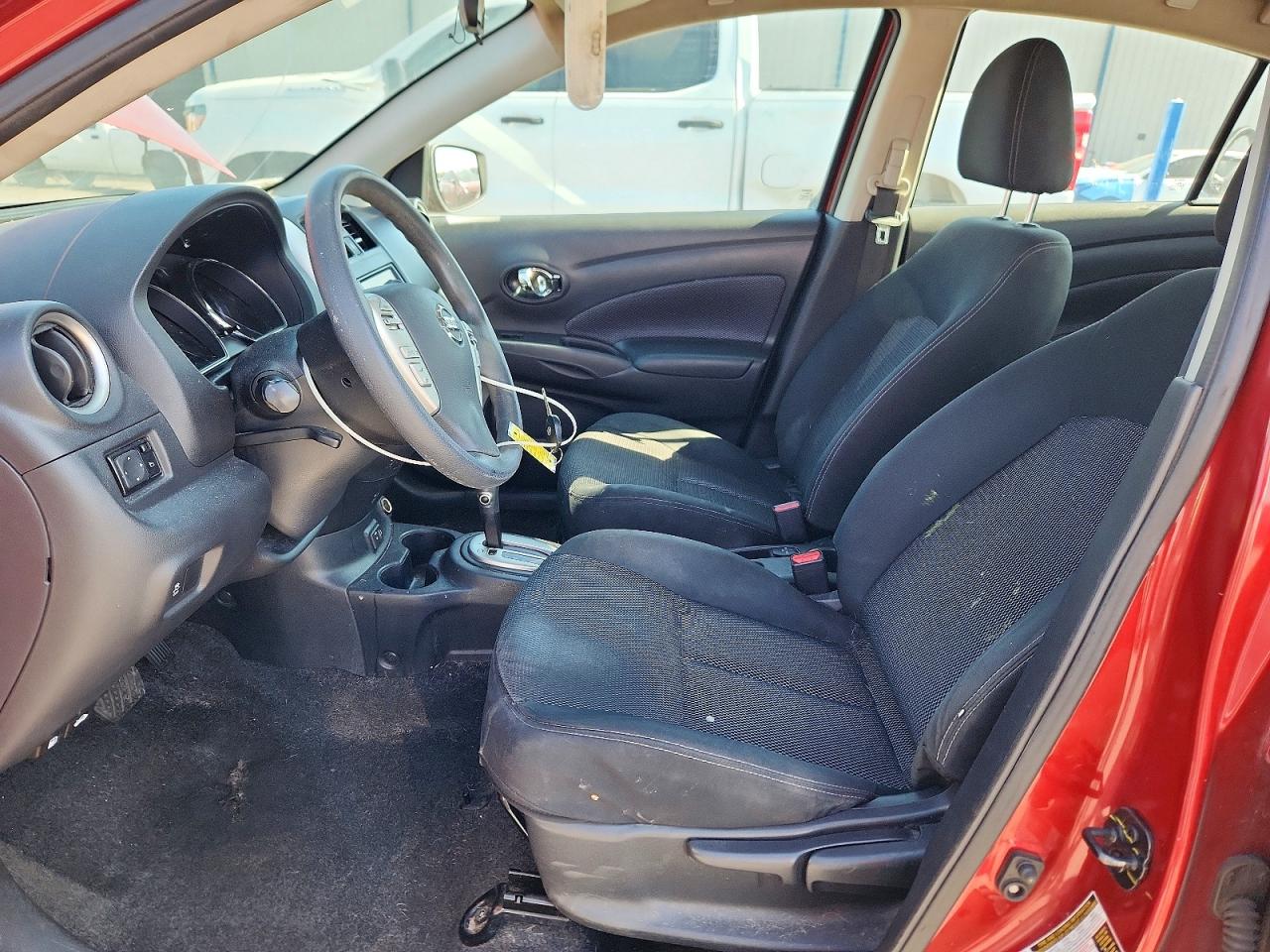 Nissan Versa Sv