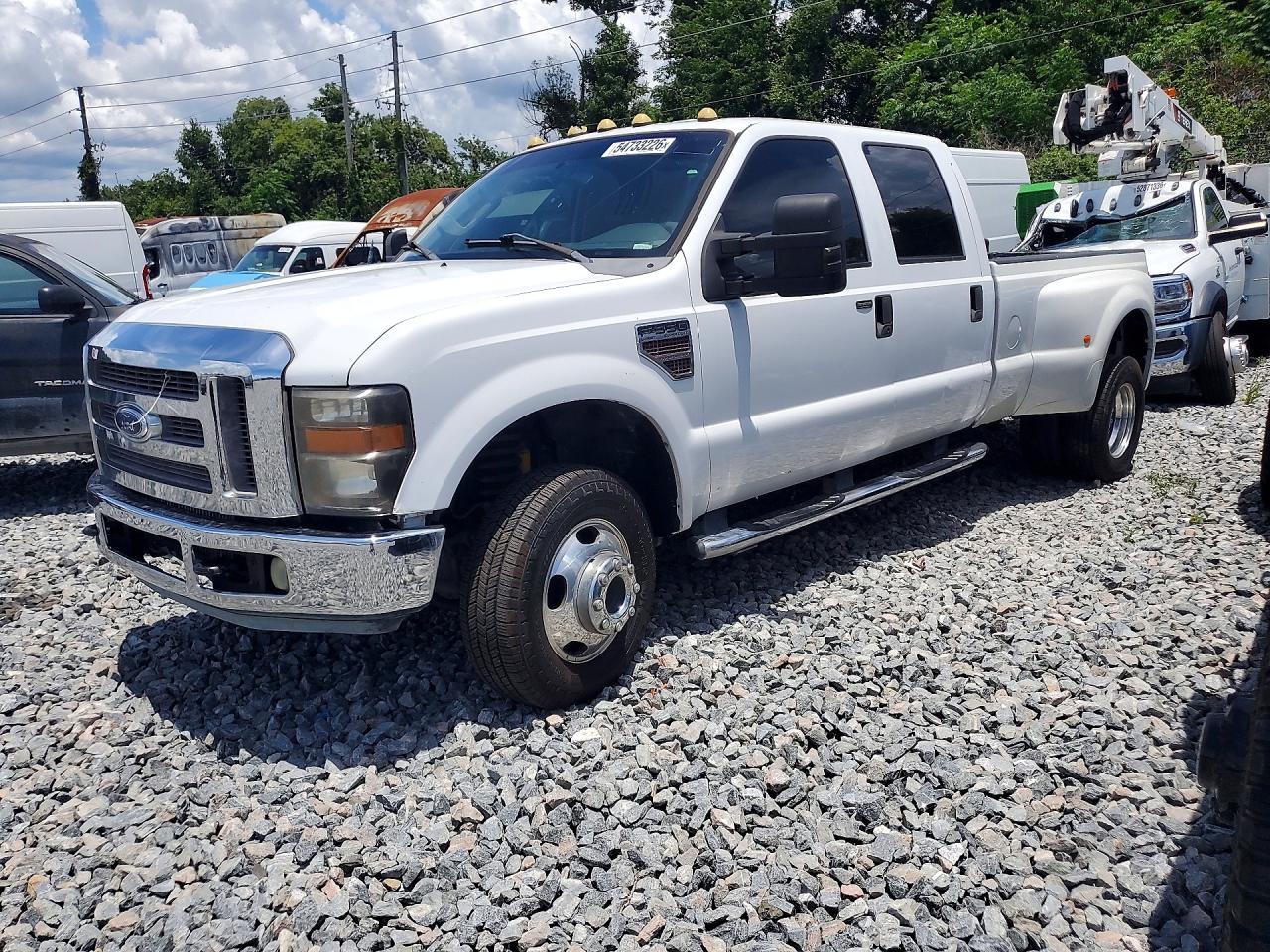 Salvage Ford F-350 Image