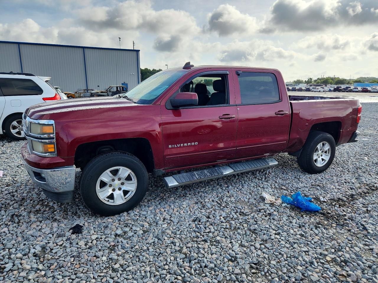 Salvage Chevrolet Silverado Image