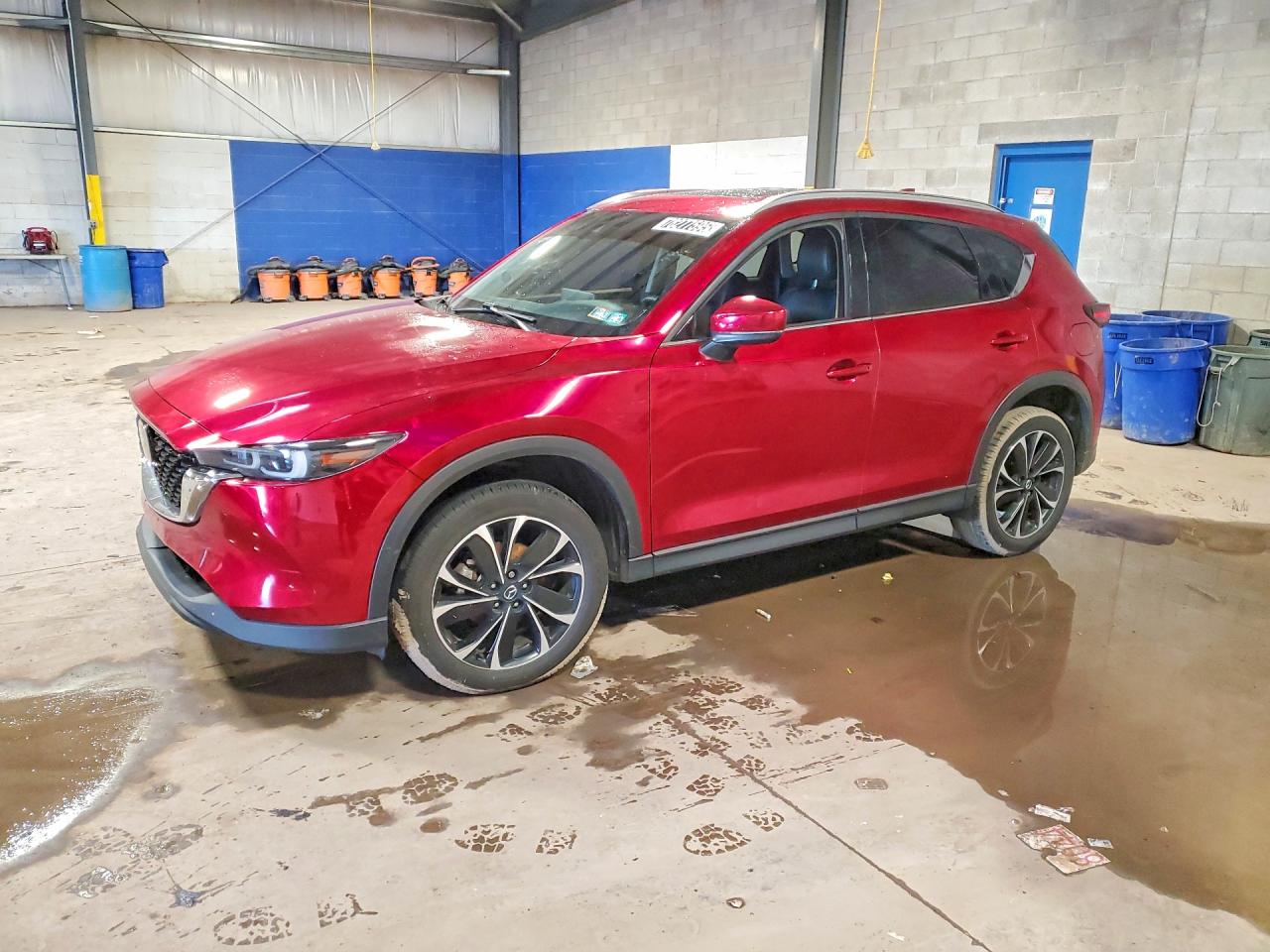 Salvage Mazda Cx Image