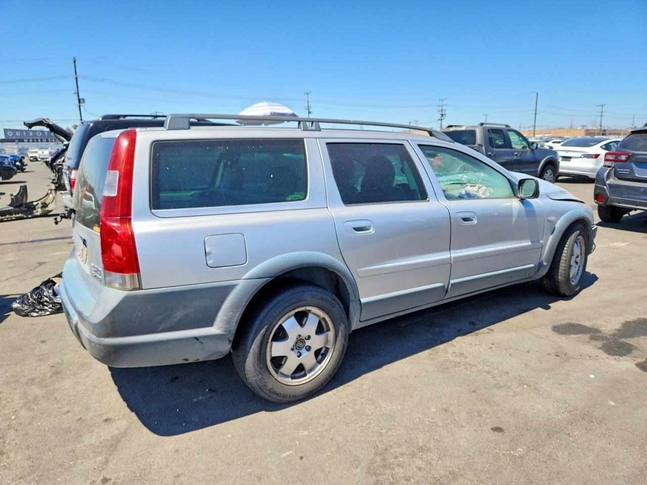 Volvo XC70