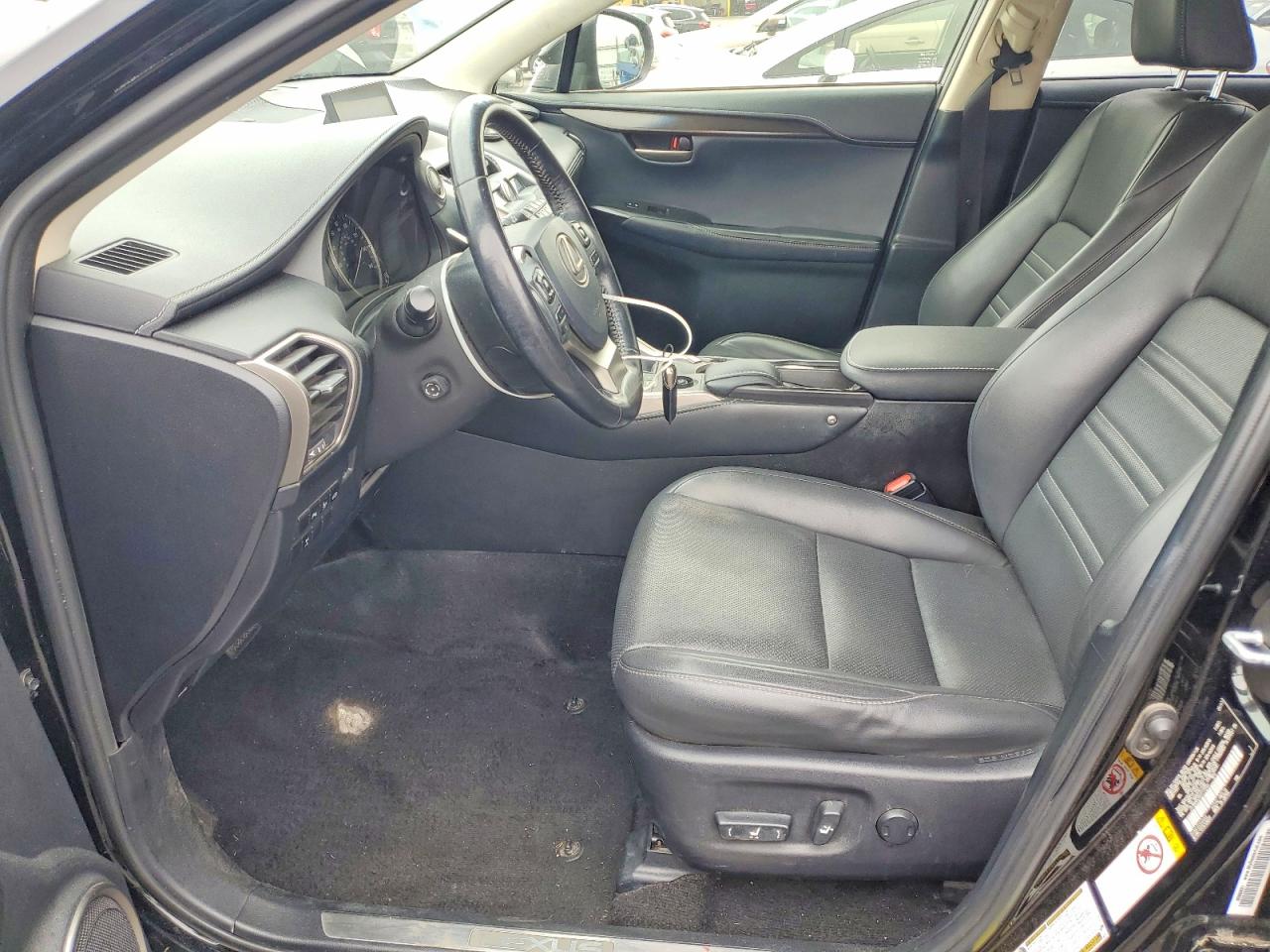 Lexus NX Base