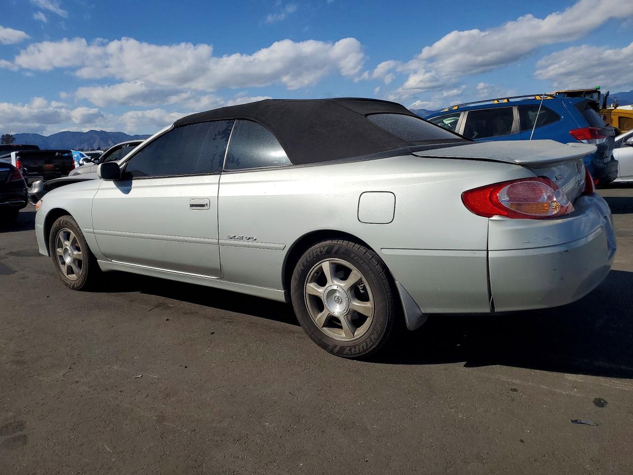 Toyota Camry Sle V6