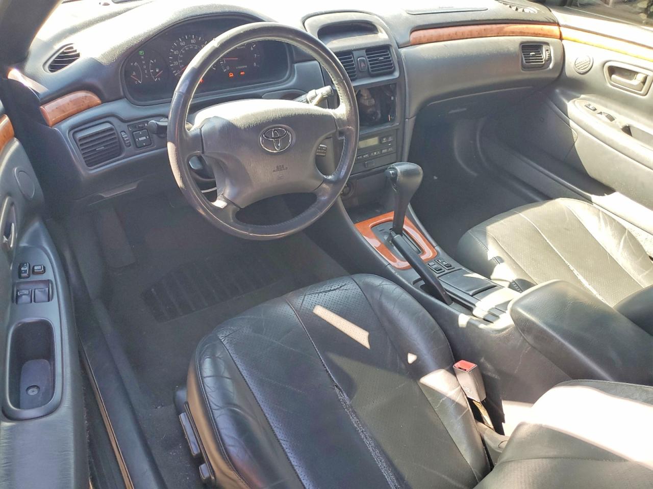 Toyota Camry Sle V6