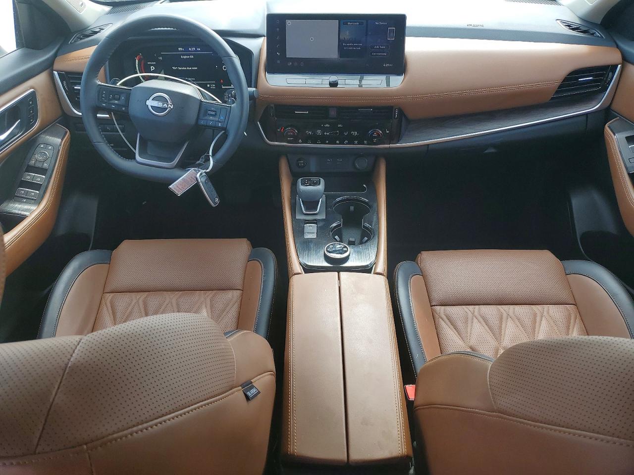 Nissan Rogue Platinum