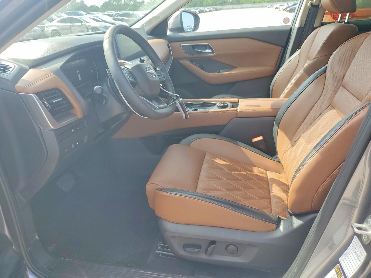 Nissan Rogue Platinum