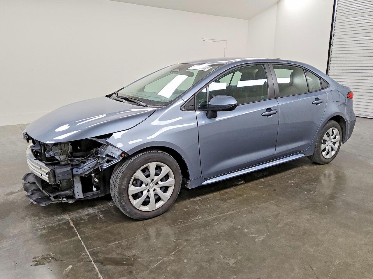 Salvage Toyota Corolla Image