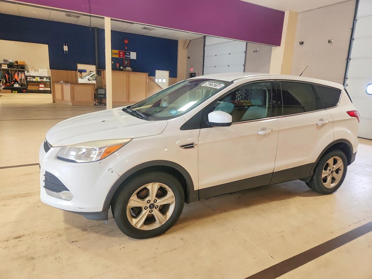 Salvage Ford Escape Image